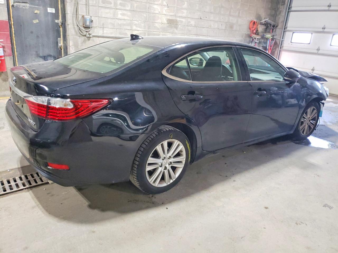 2015 LEXUS ES 350 — снимка 3