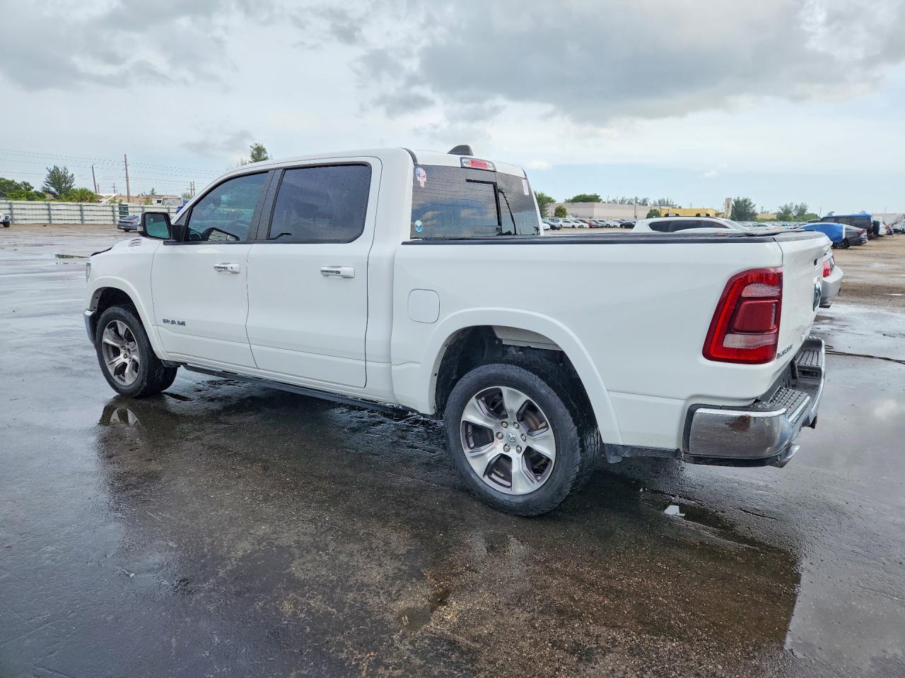 2021 RAM 1500 LARAMIE — снимка 2