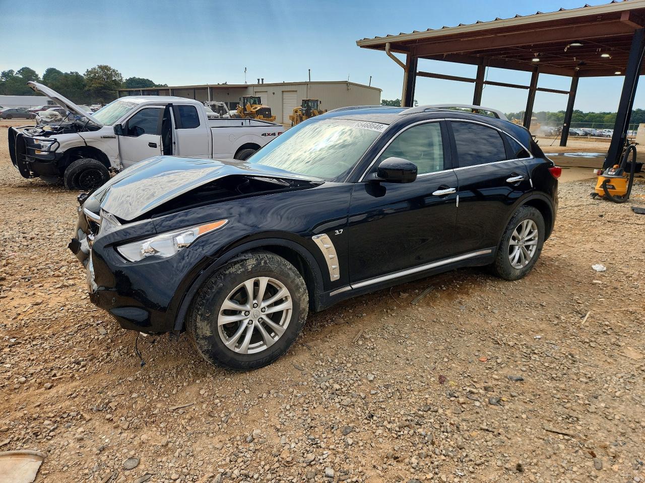 2015 INFINITI QX70 BASE