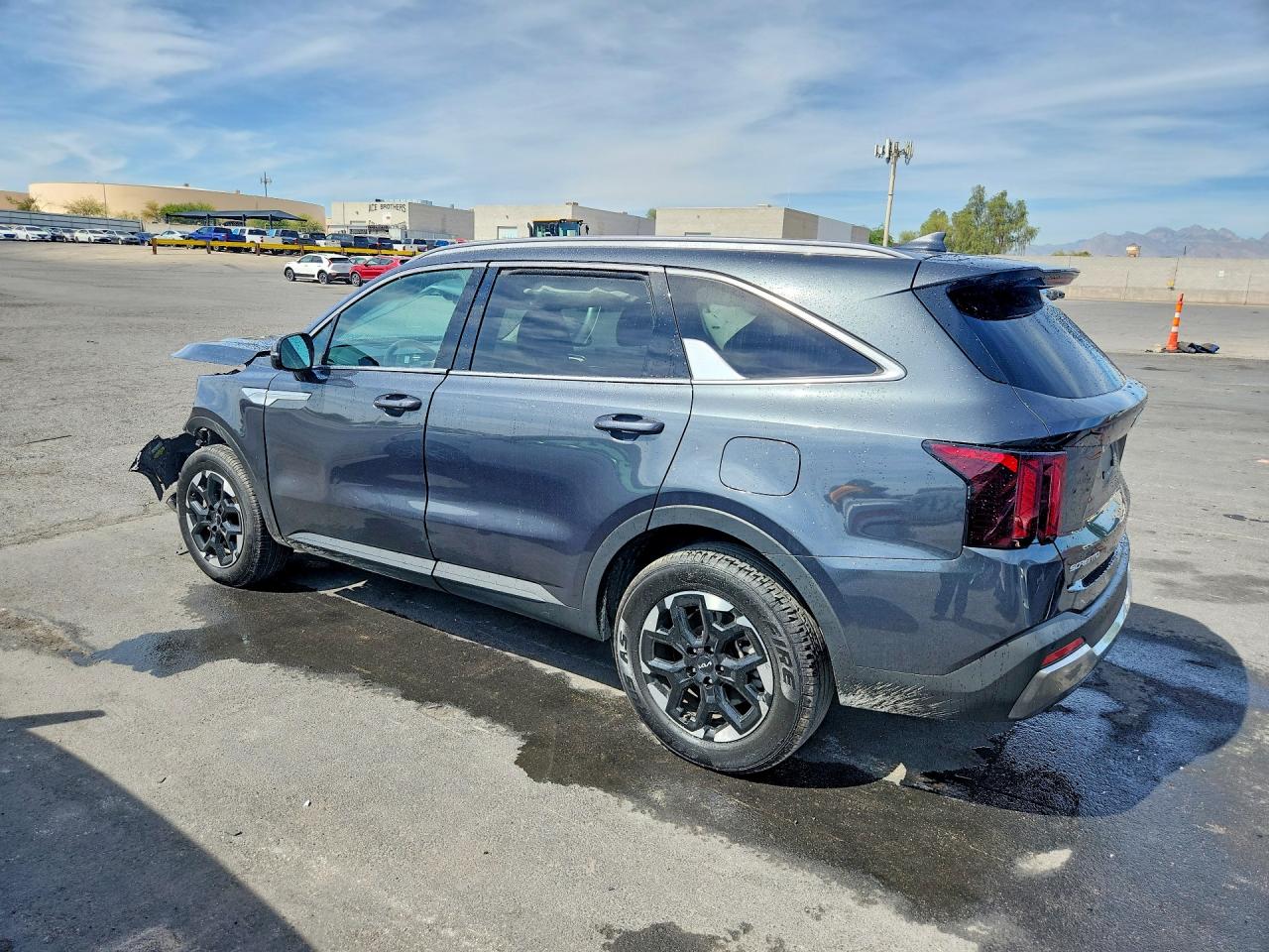2024 KIA SORENTO S — снимка 2