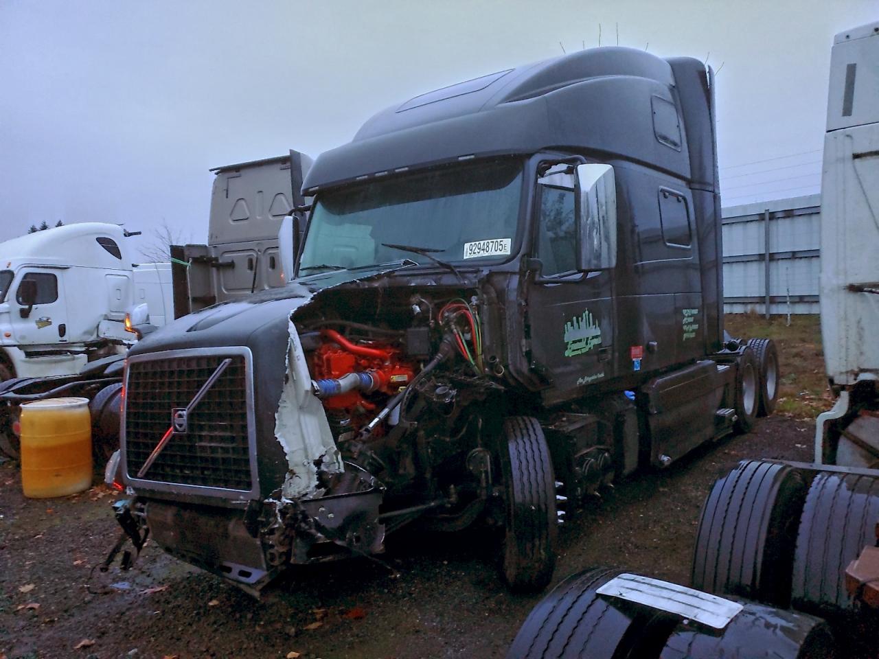 2016 VOLVO VNL