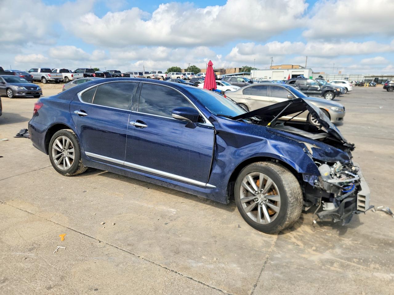 2013 LEXUS LS 460 — снимка 4