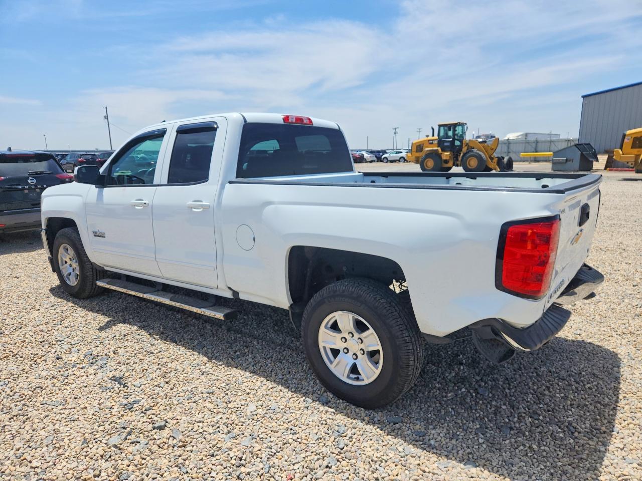 2018 CHEVROLET SILVERADO C1500 LT — снимка 2