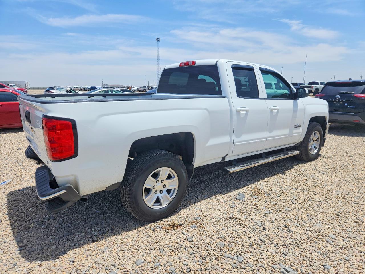 2018 CHEVROLET SILVERADO C1500 LT — снимка 3