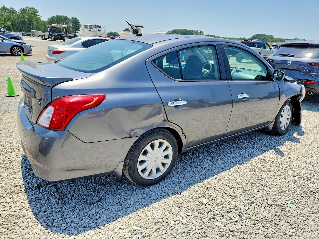 2018 NISSAN VERSA SV — снимка 3
