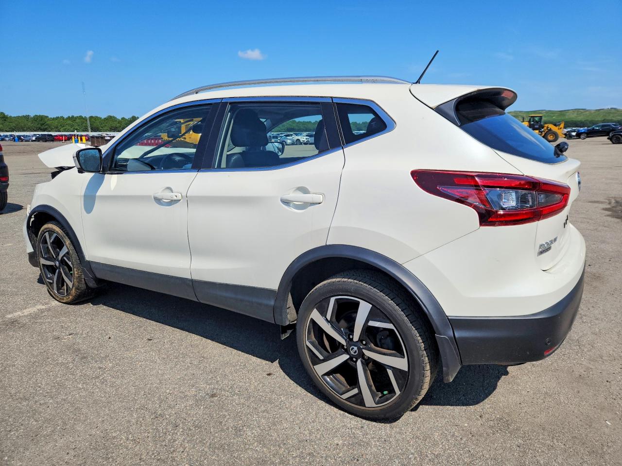2021 NISSAN ROGUE SPORT SL — снимка 2