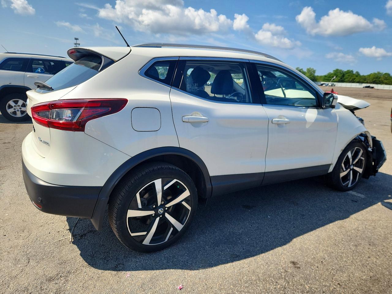 2021 NISSAN ROGUE SPORT SL — снимка 3