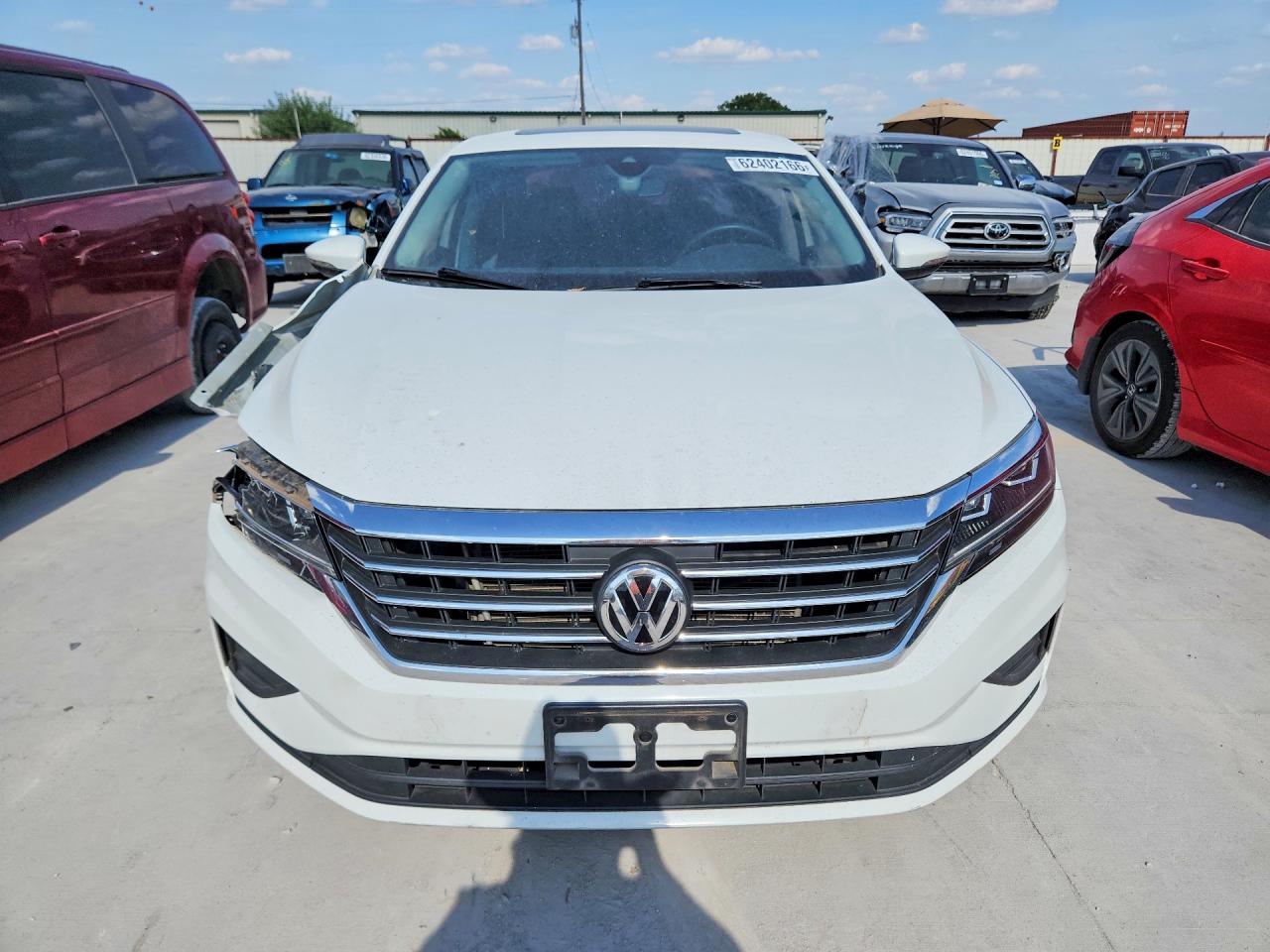 2021 VOLKSWAGEN PASSAT SE — снимка 5