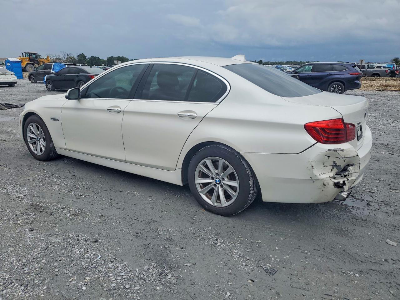 2016 BMW 528 XI — снимка 2