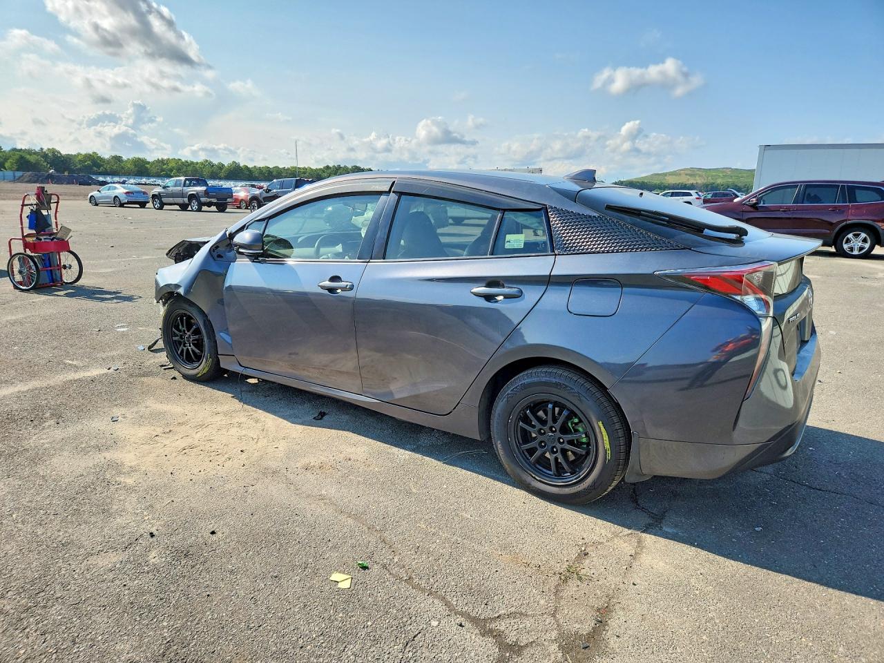 2016 TOYOTA PRIUS TWO — снимка 2