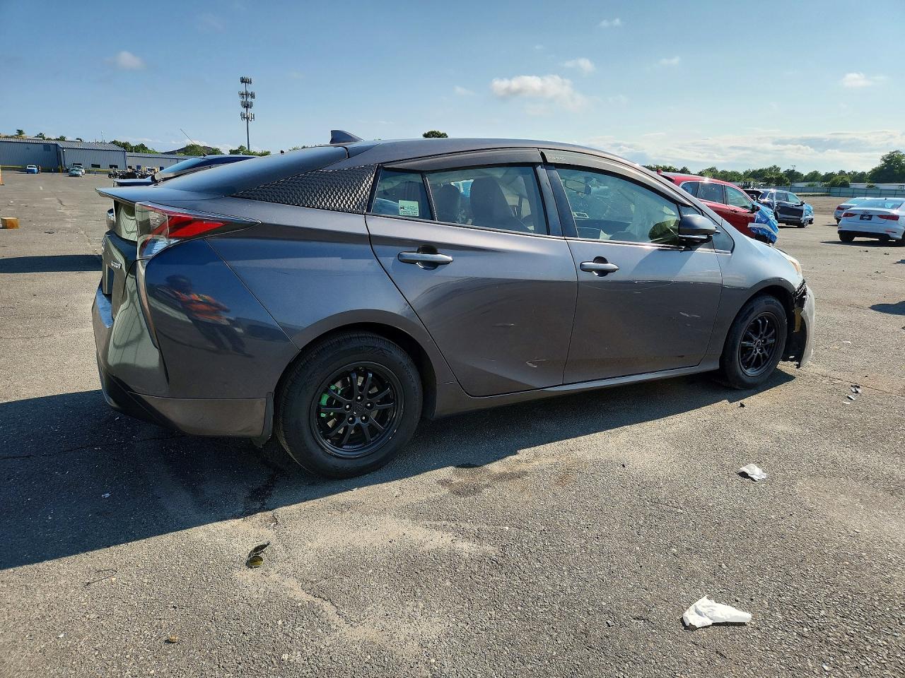 2016 TOYOTA PRIUS TWO — снимка 3