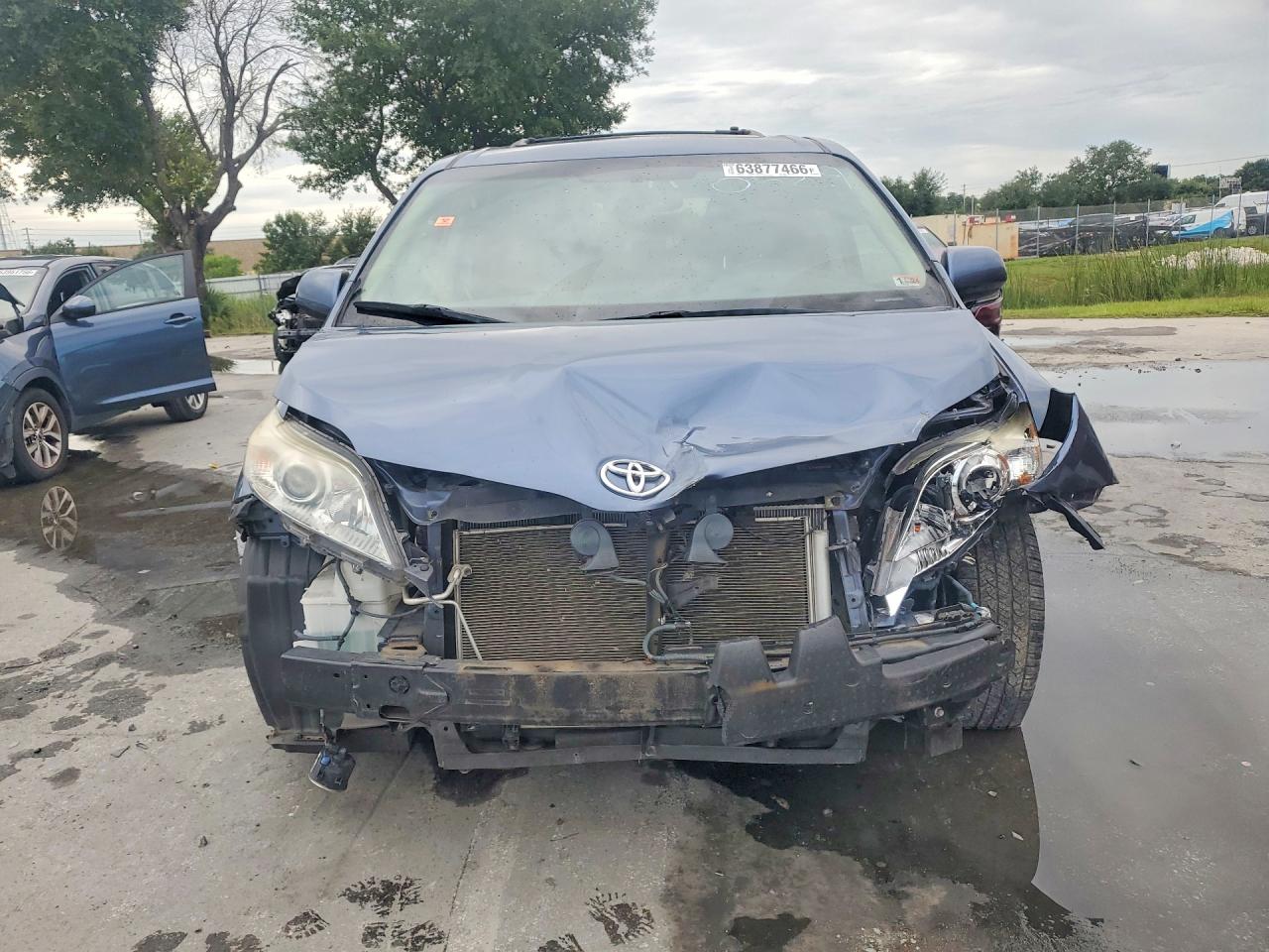 2015 TOYOTA SIENNA XLE 8-PASSENGER — снимка 5