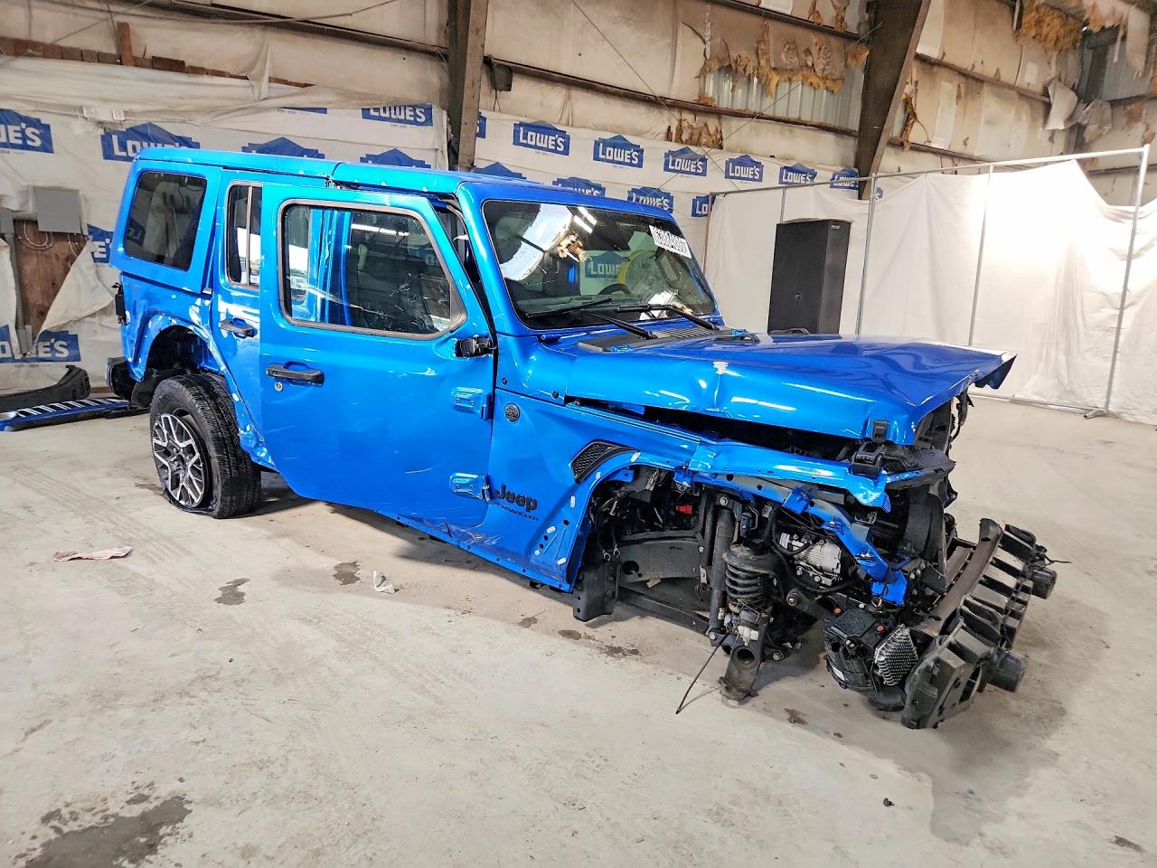 2025 JEEP WRANGLER SAHARA — снимка 4