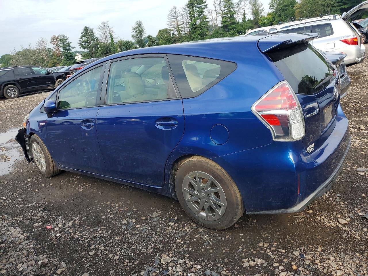 2017 TOYOTA PRIUS V FOUR — снимка 2