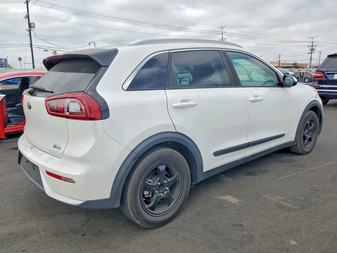 2018 KIA NIRO LX — снимка 3