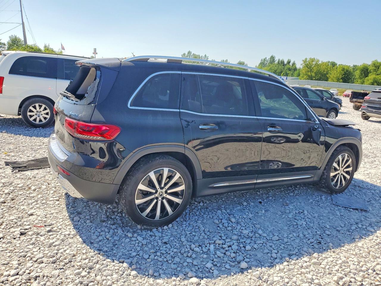 2022 MERCEDES-BENZ GLB 250 4MATIC — снимка 3