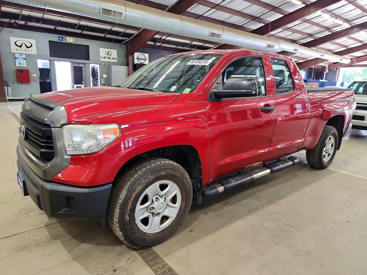 2017 TOYOTA TUNDRA SR
