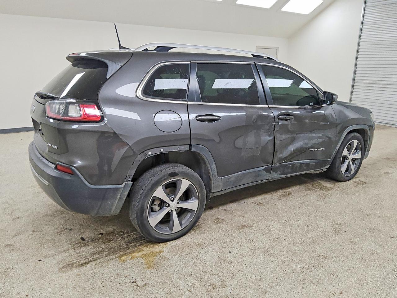 2019 JEEP CHEROKEE LIMITED — снимка 3