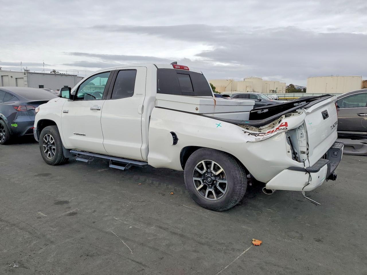 2020 TOYOTA TUNDRA DOUBLE CAB LIMITED — снимка 2