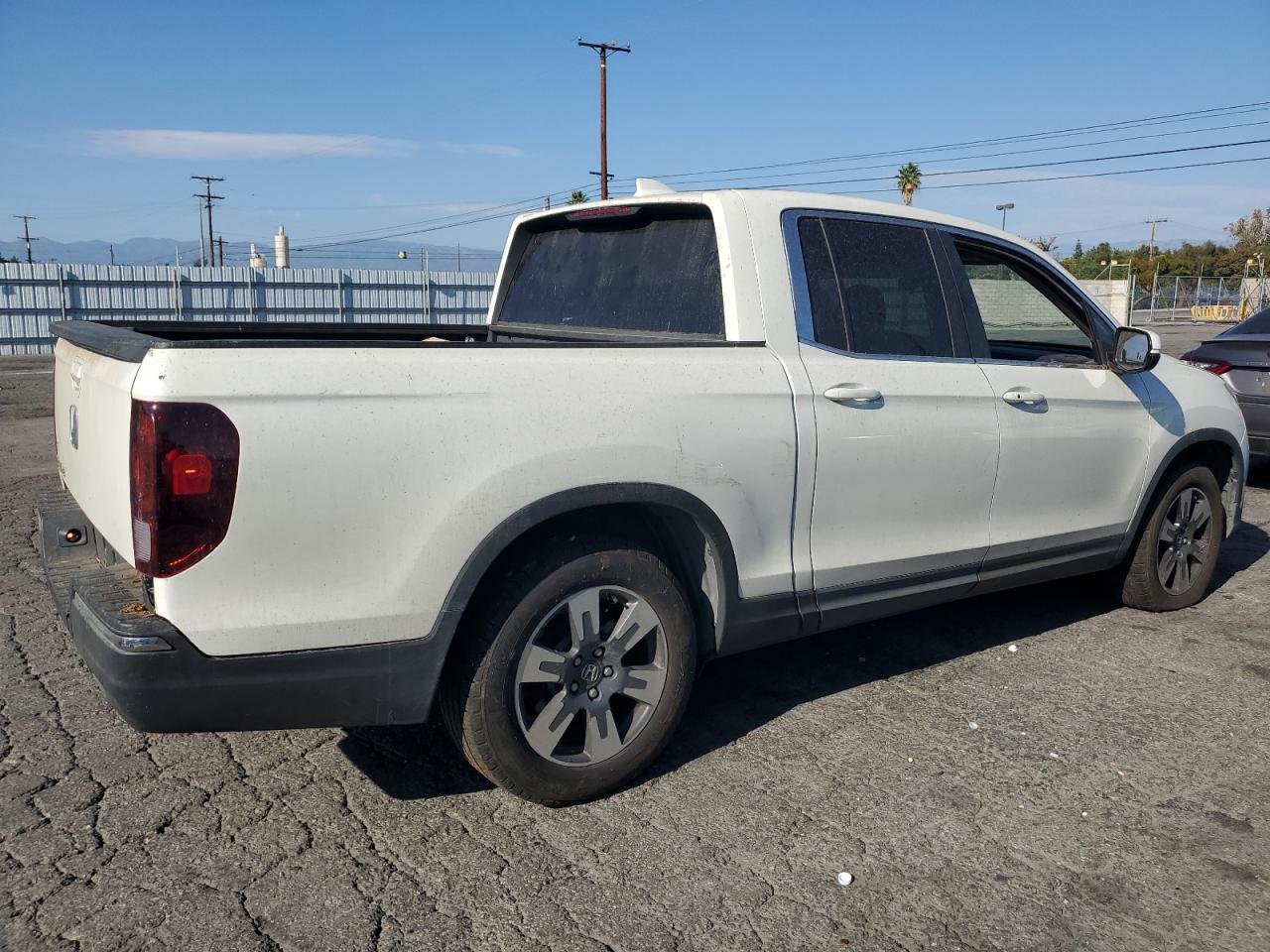 2017 HONDA RIDGELINE RTL — снимка 3
