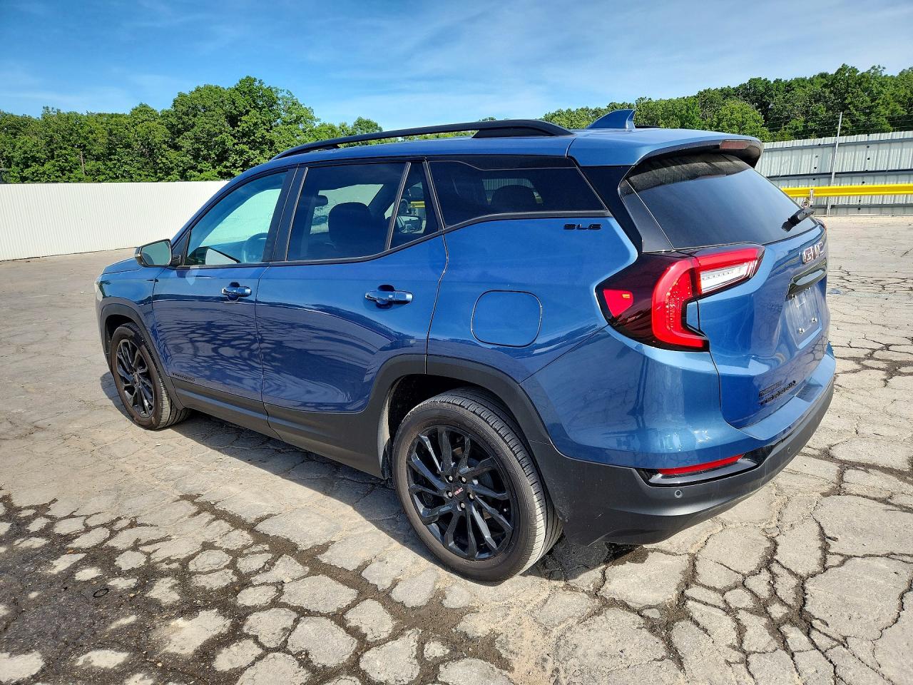 2024 GMC TERRAIN SLE — снимка 2