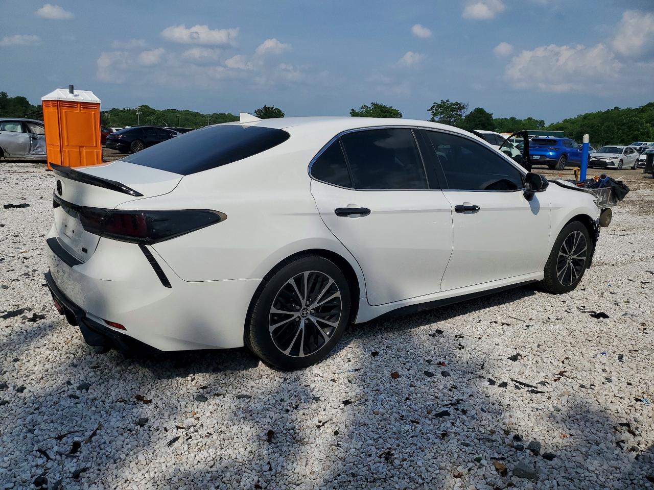 2020 TOYOTA CAMRY SE — снимка 3