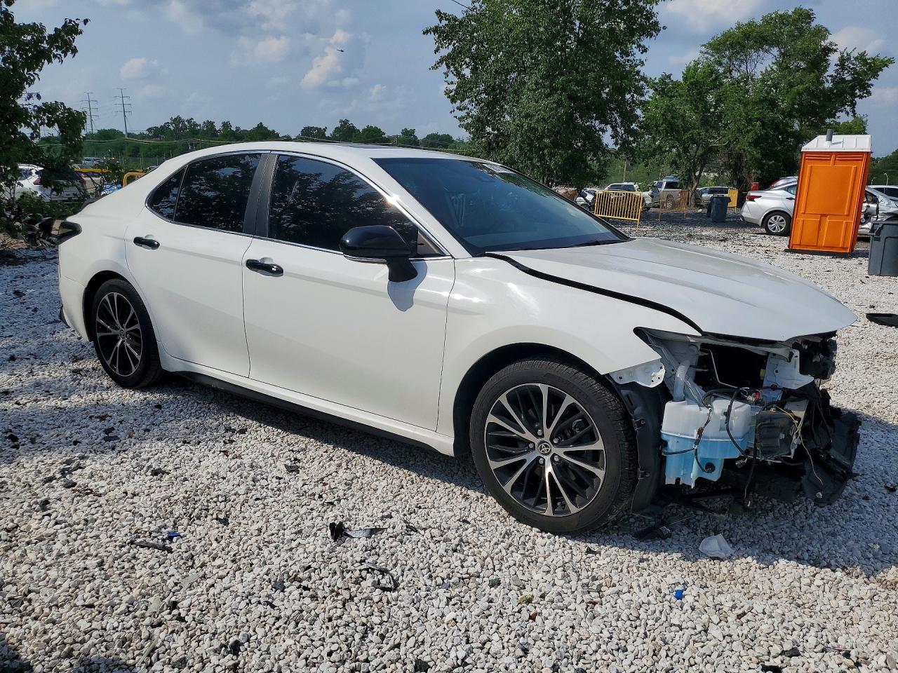 2020 TOYOTA CAMRY SE — снимка 4