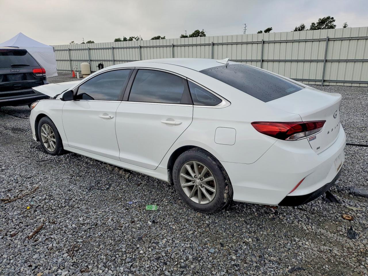 2019 HYUNDAI SONATA SE — снимка 2