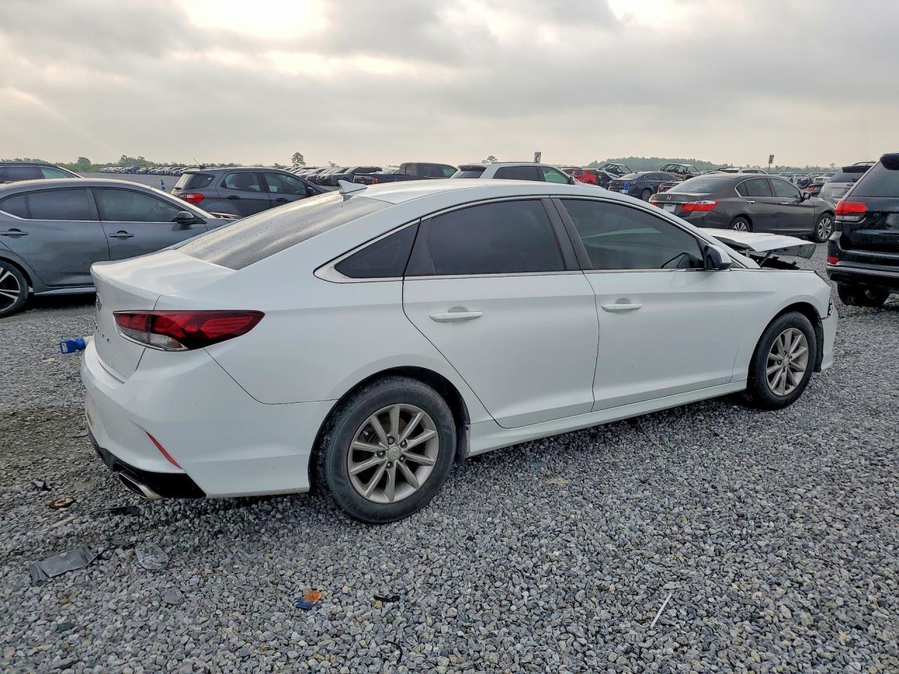 2019 HYUNDAI SONATA SE — снимка 3