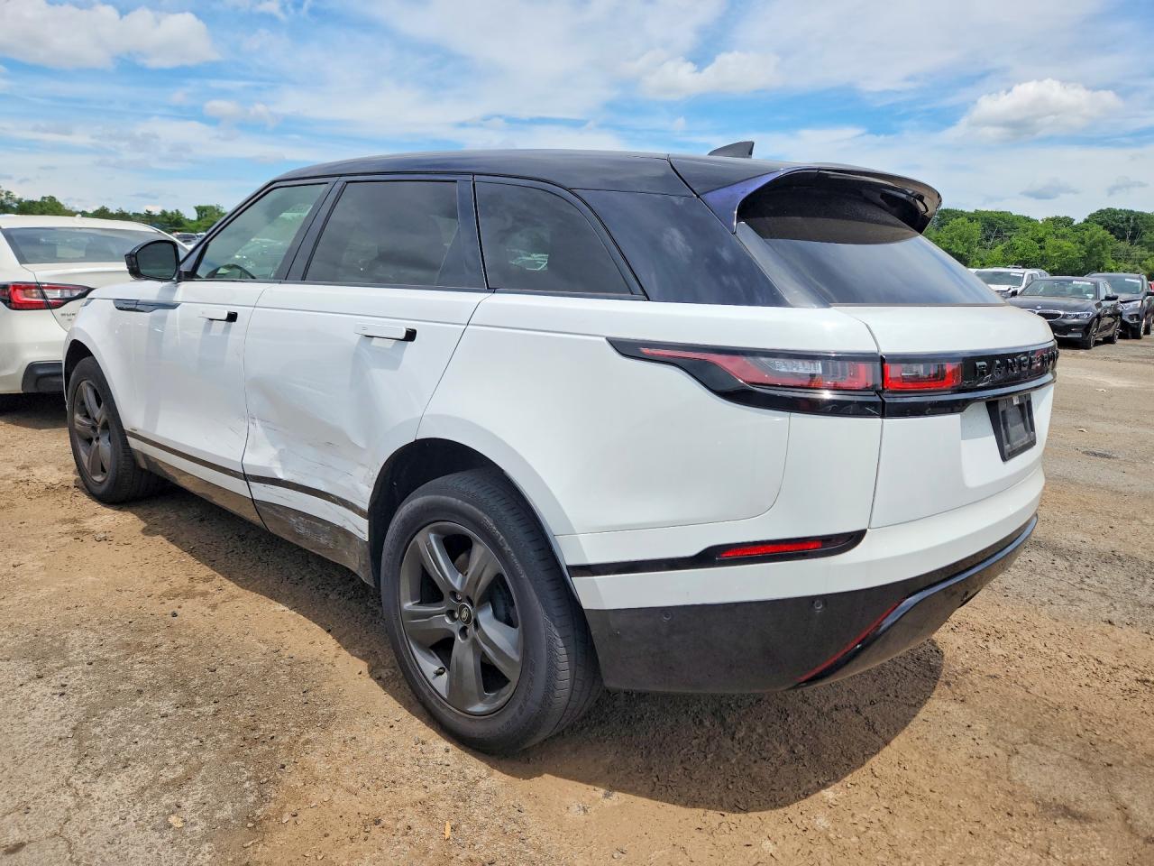 2021 LAND ROVER RANGE ROVER VELAR R-DYNAMIC S — снимка 2