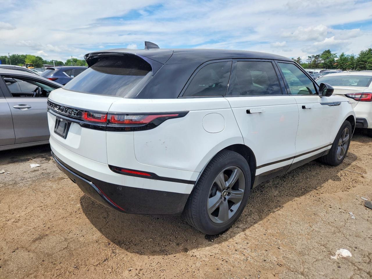 2021 LAND ROVER RANGE ROVER VELAR R-DYNAMIC S — снимка 3