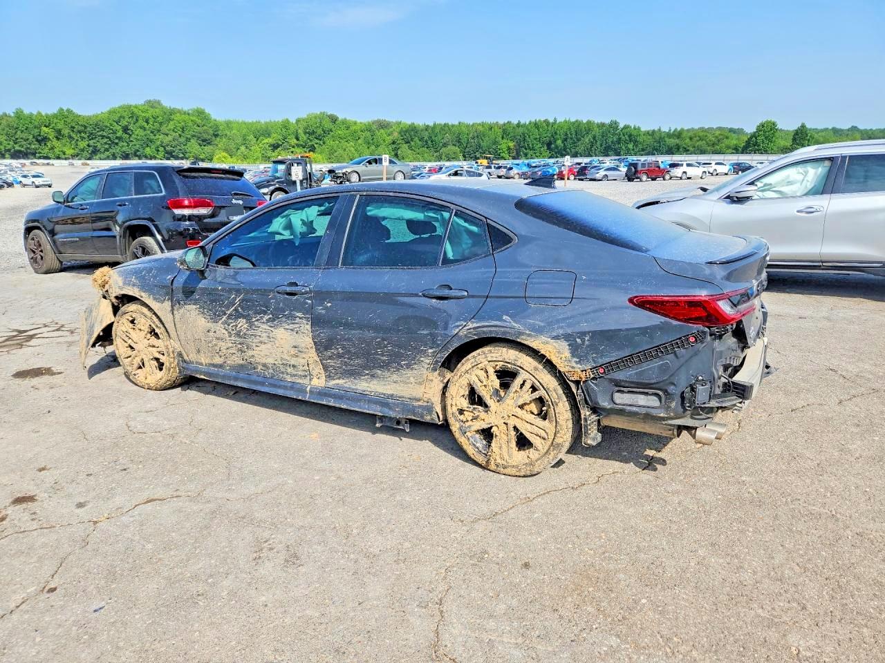 2025 TOYOTA CAMRY XSE — снимка 2