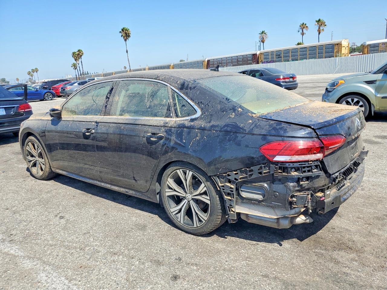2020 VOLKSWAGEN PASSAT SEL — снимка 2