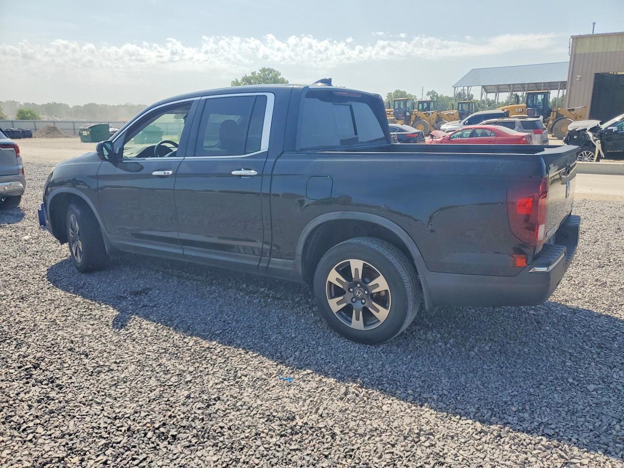 2017 HONDA RIDGELINE RTL — снимка 2