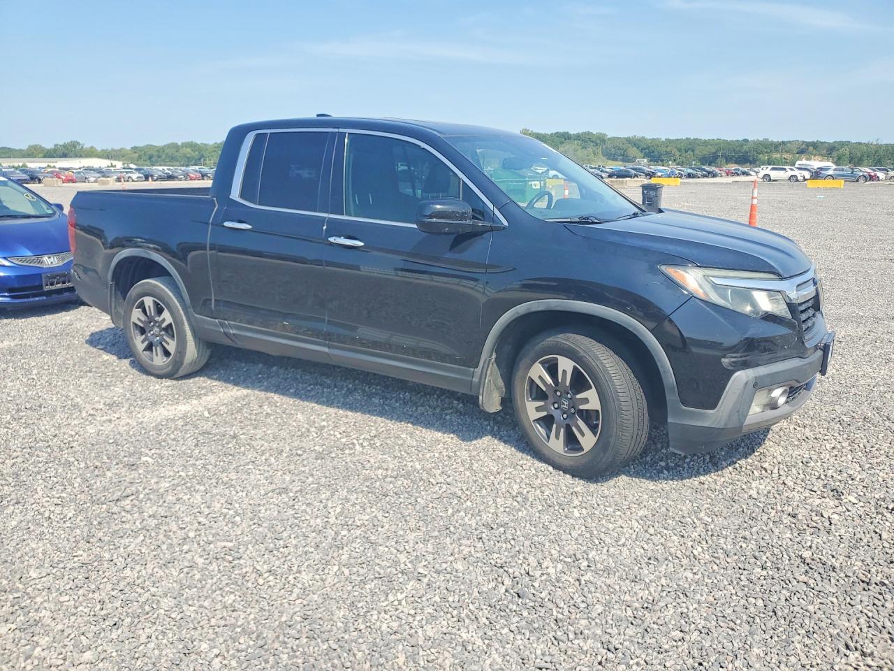 2017 HONDA RIDGELINE RTL — снимка 4