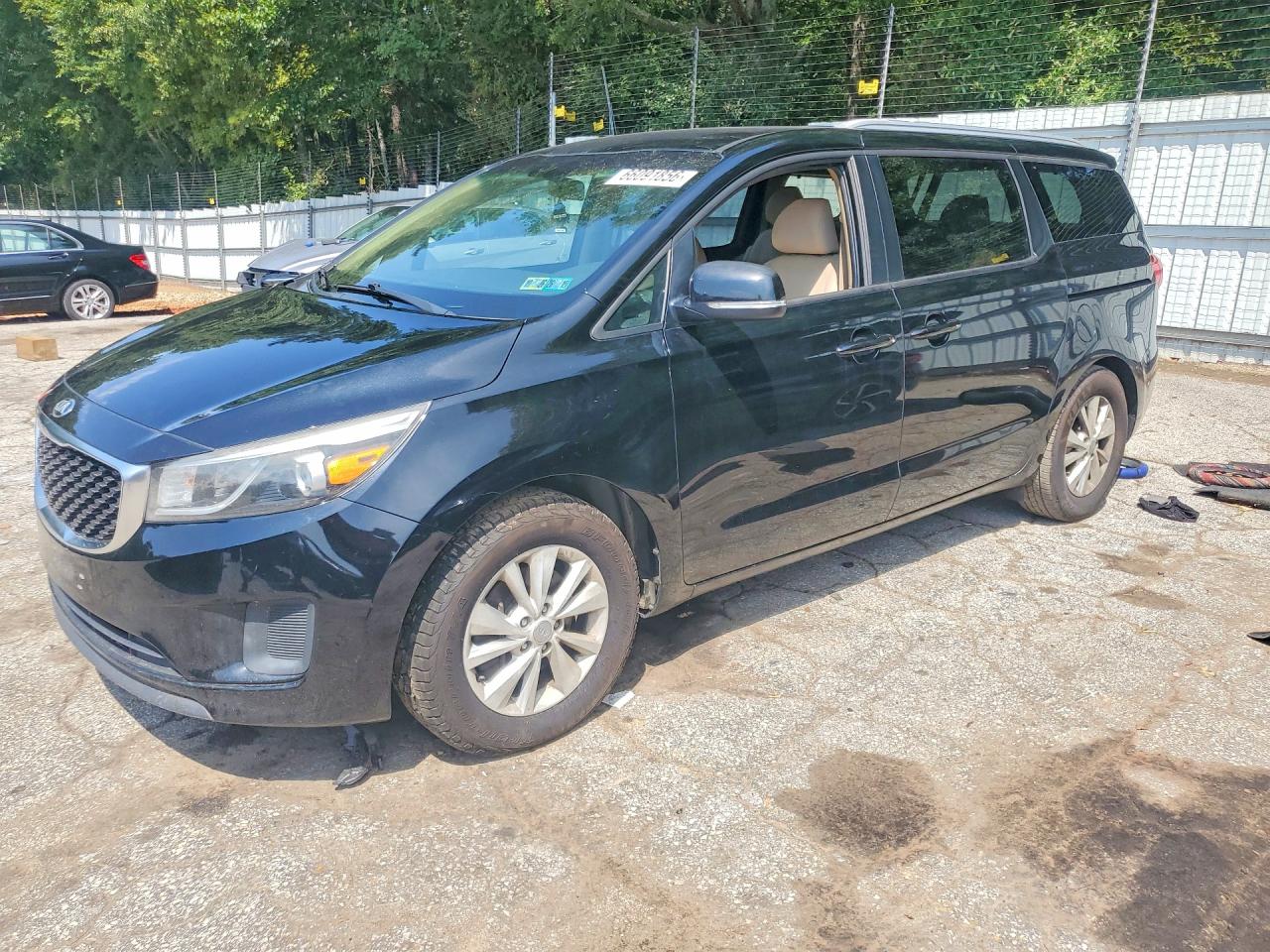 2016 KIA SEDONA LX