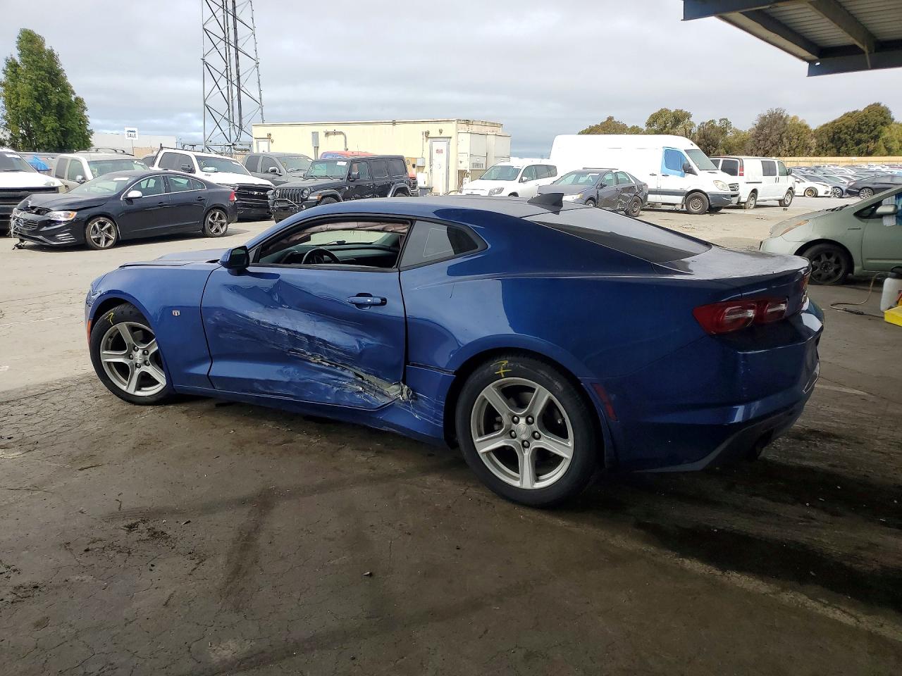 2020 CHEVROLET CAMARO LS — снимка 2