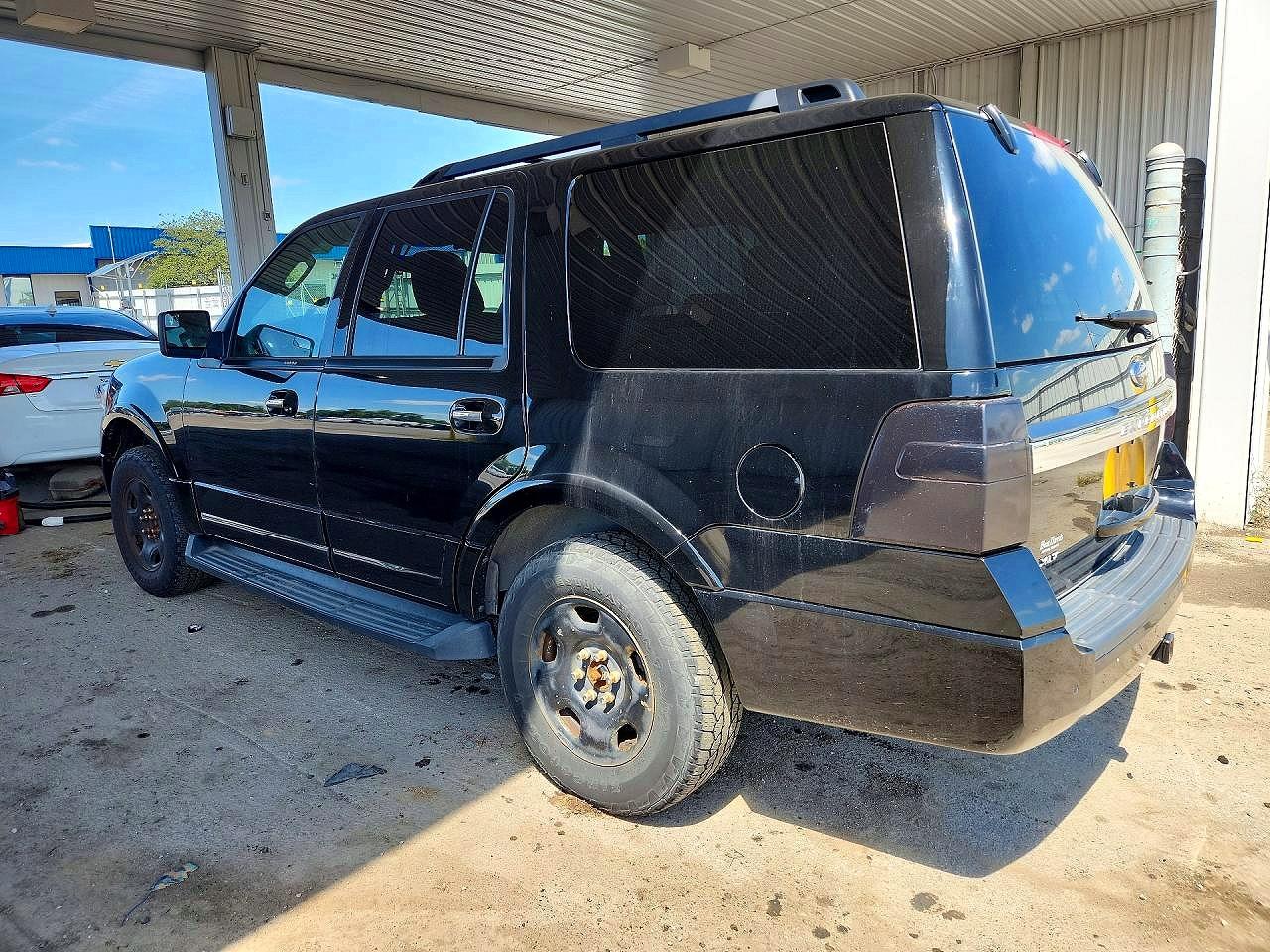 2017 FORD EXPEDITION XLT — снимка 2