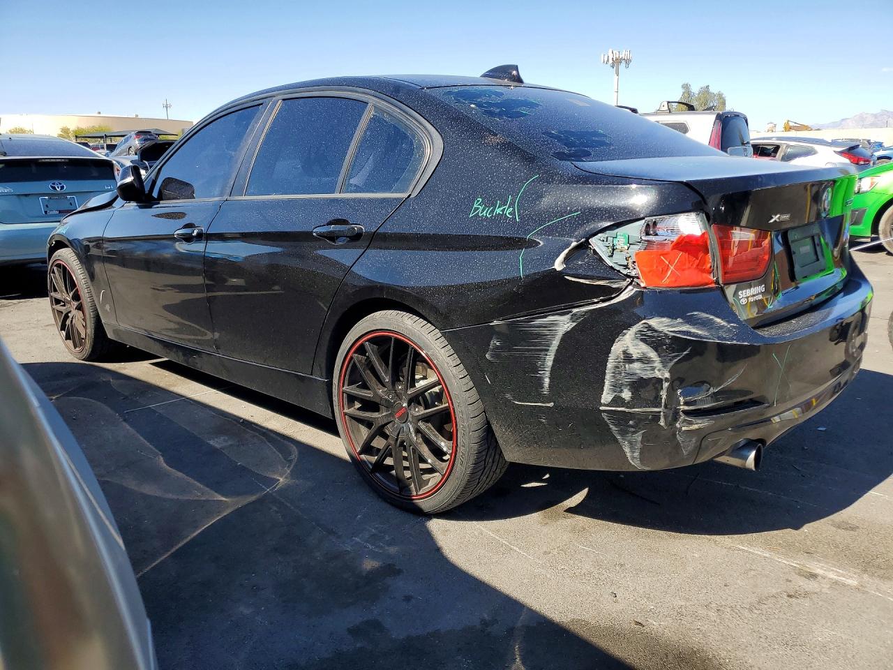 2015 BMW 320 I XDRIVE — снимка 2