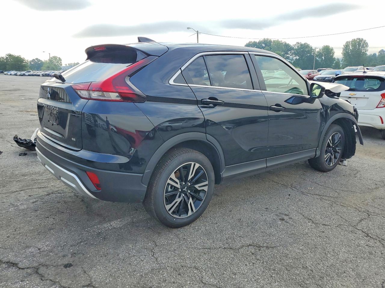 2026 MITSUBISHI ECLIPSE CROSS SE — снимка 3