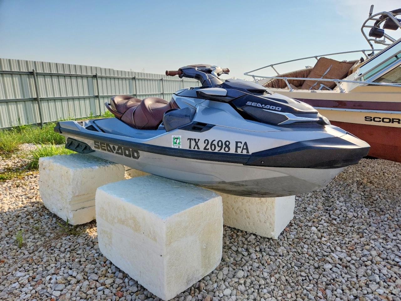 2019 SEA-DOO GTX LIMITED 230