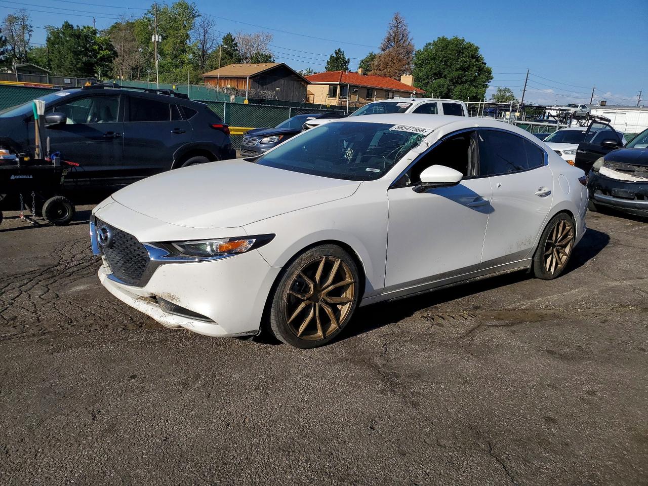 2019 MAZDA 3