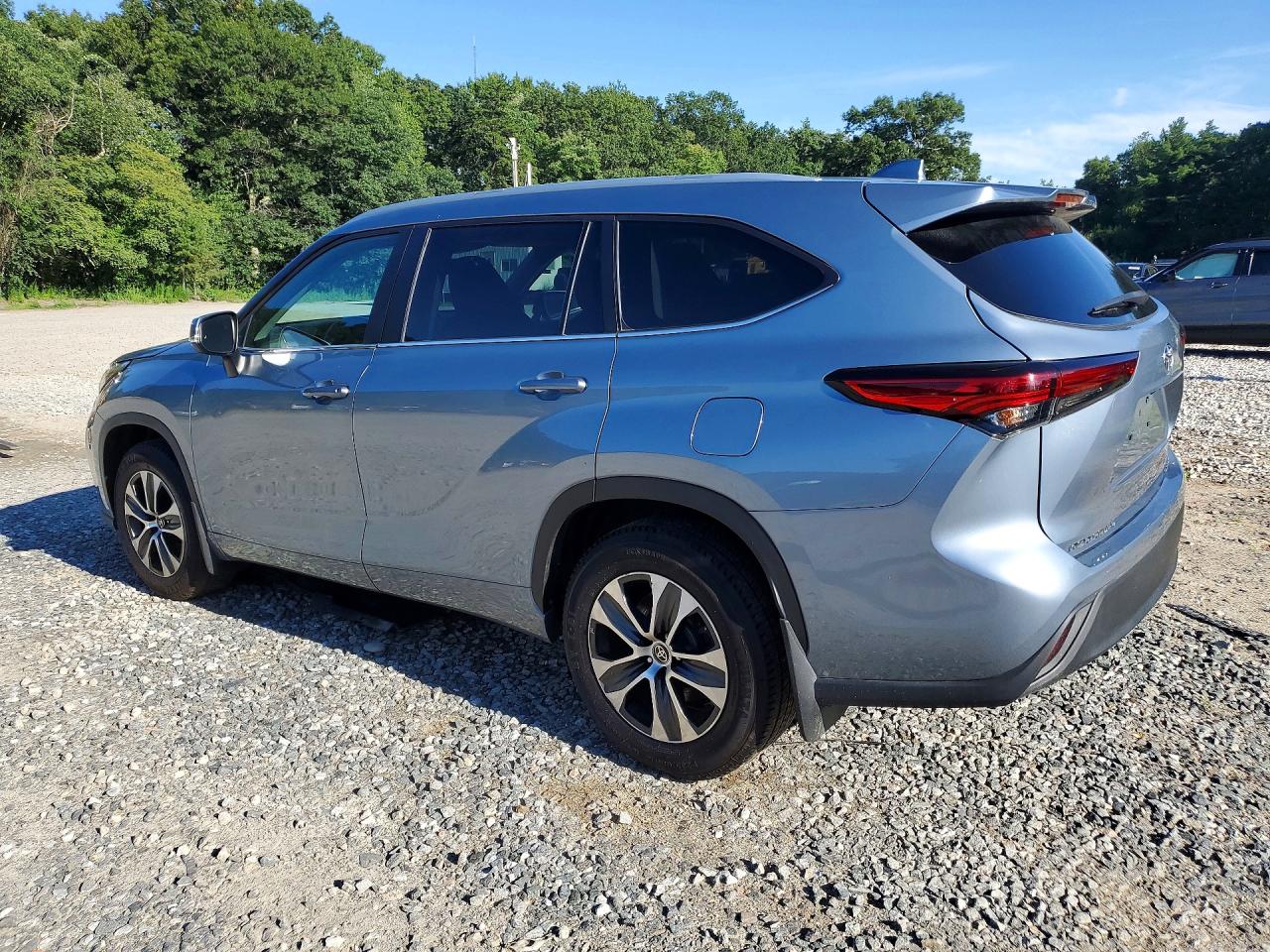 2023 TOYOTA HIGHLANDER XLE — снимка 2