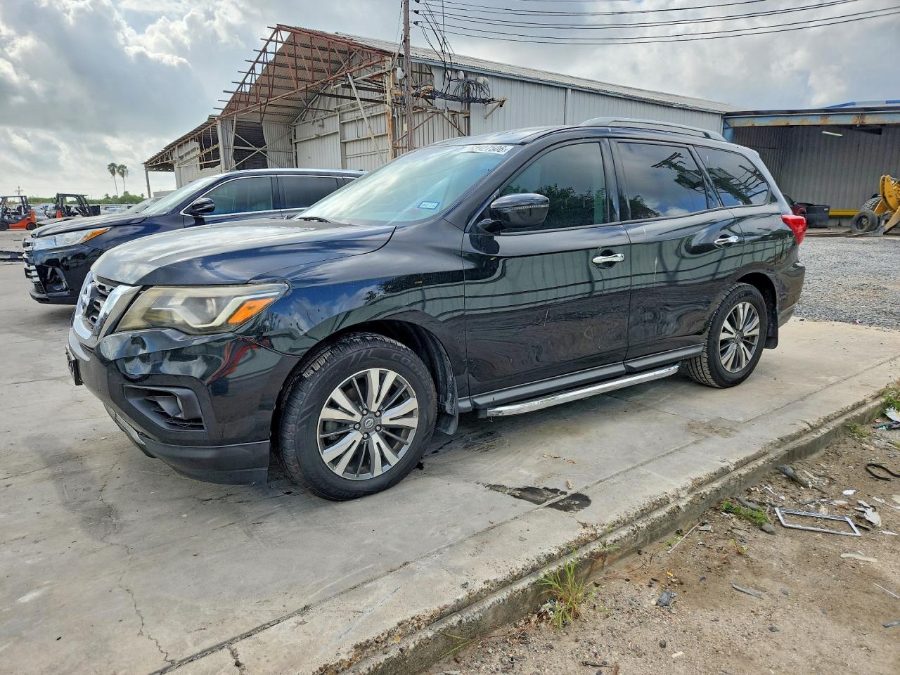 2020 NISSAN PATHFINDER SV