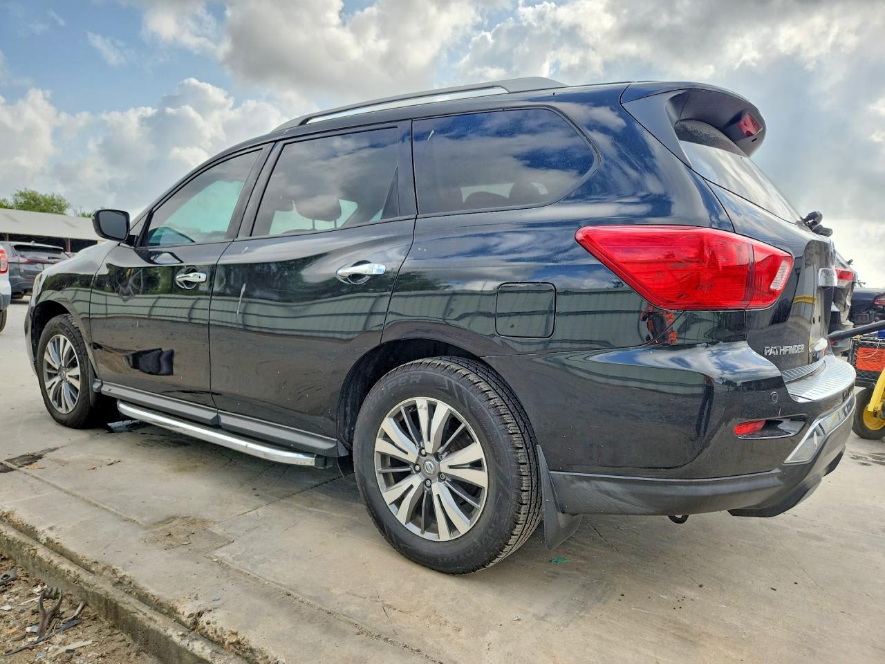 2020 NISSAN PATHFINDER SV — снимка 2