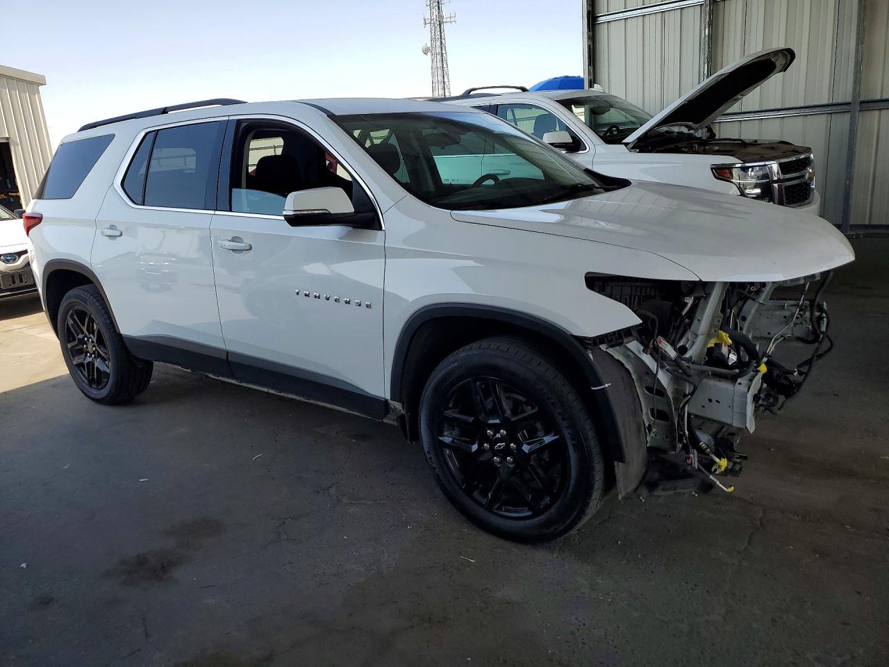 2021 CHEVROLET TRAVERSE LT — снимка 4