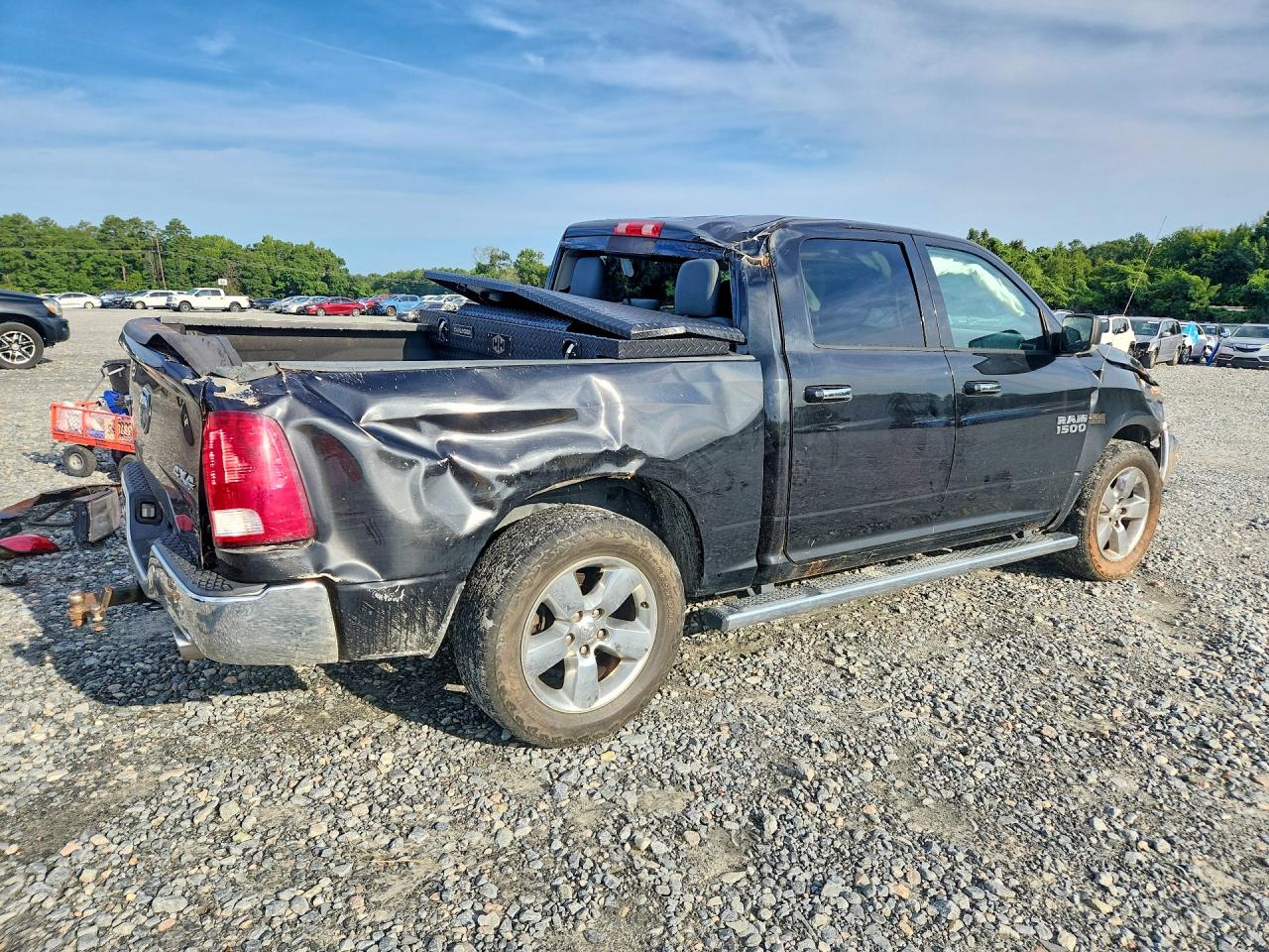 2017 RAM 1500 SLT — снимка 3