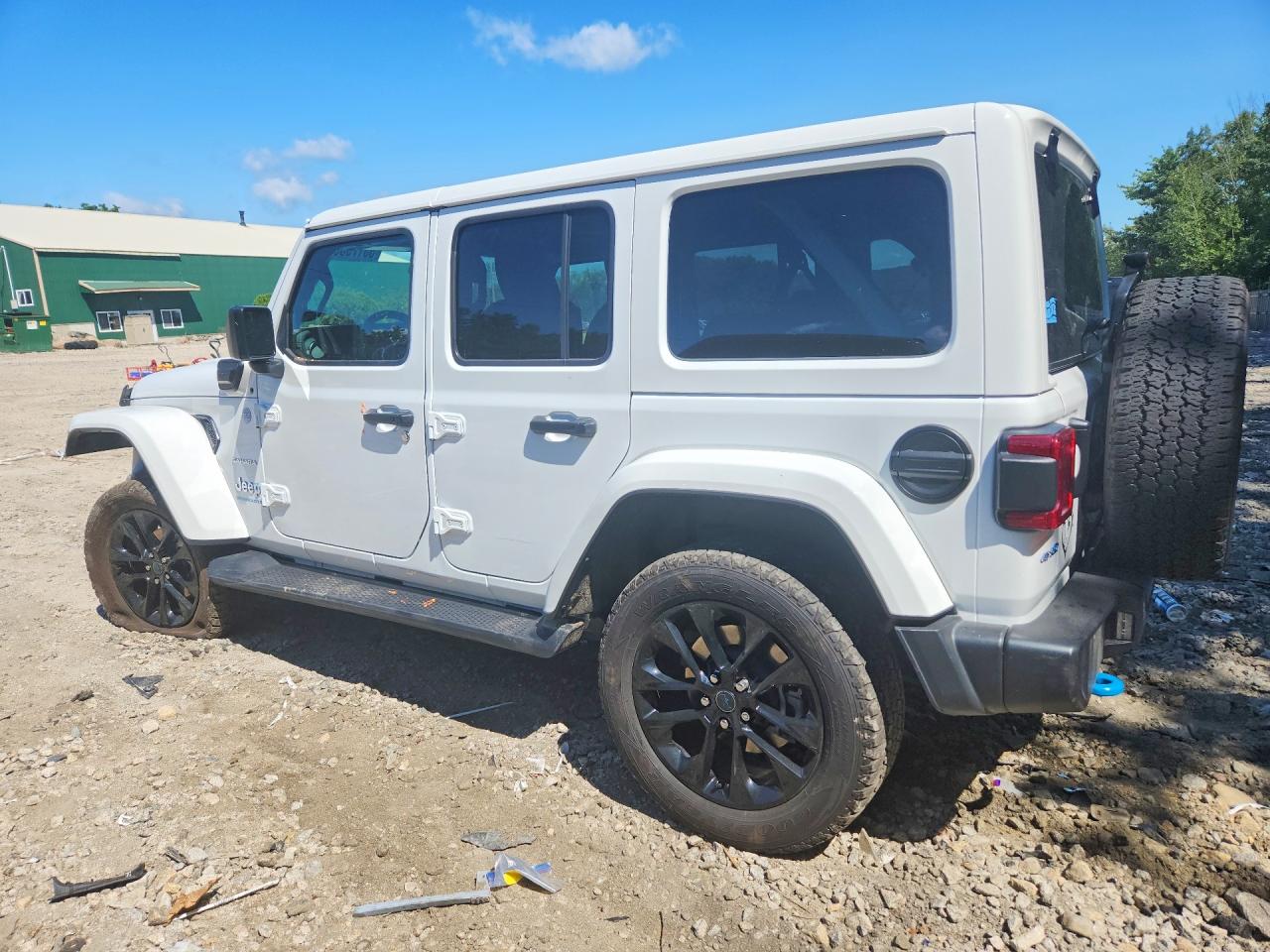 2024 JEEP WRANGLER SAHARA 4XE — снимка 2