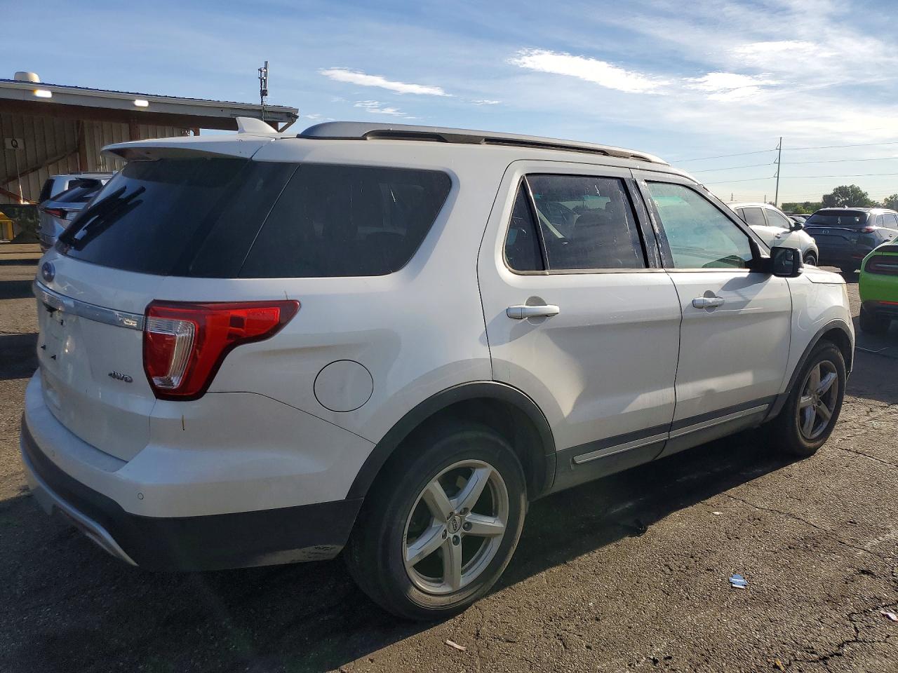 2016 FORD EXPLORER XLT — снимка 3