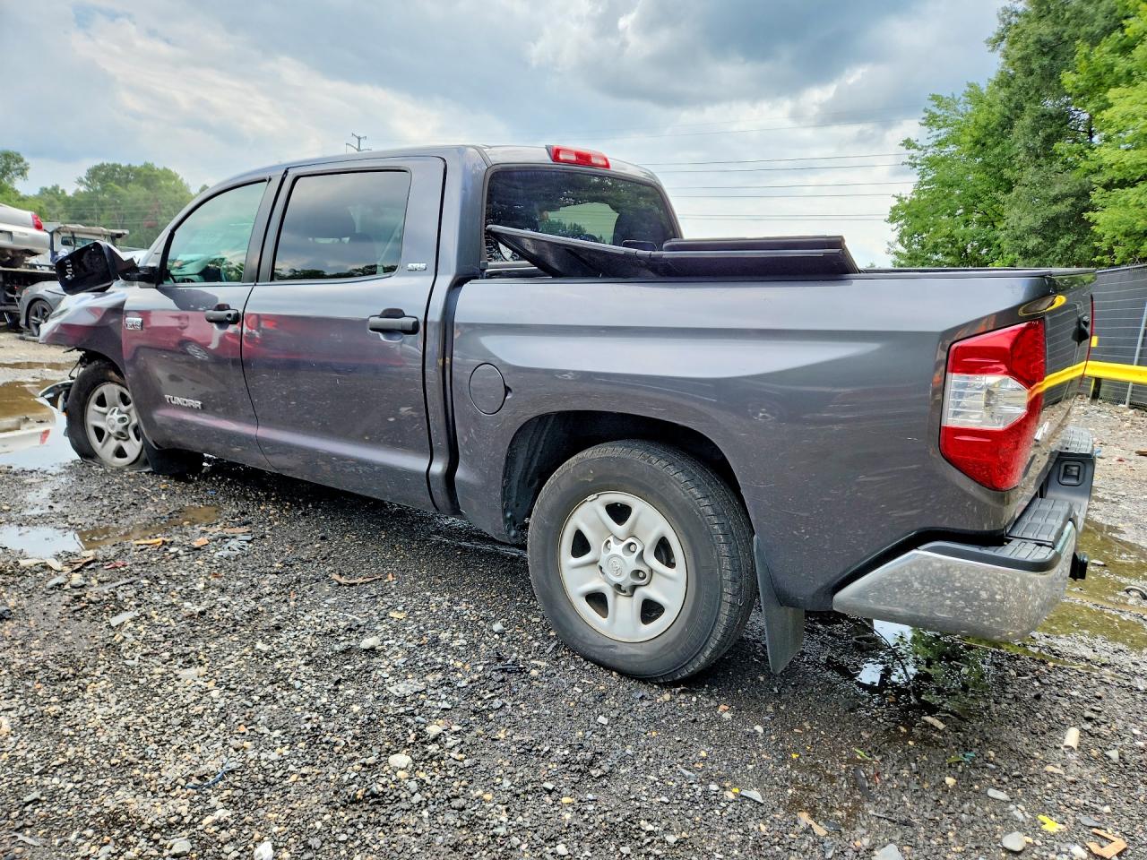 2019 TOYOTA TUNDRA SR5 — снимка 2